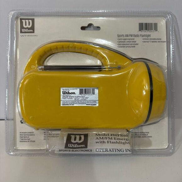 Wilson Sports AM/FM Radio Flashlight Yellow New - Picture 2 of 13